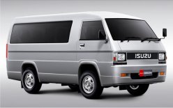 Isuzu Bison Minibus